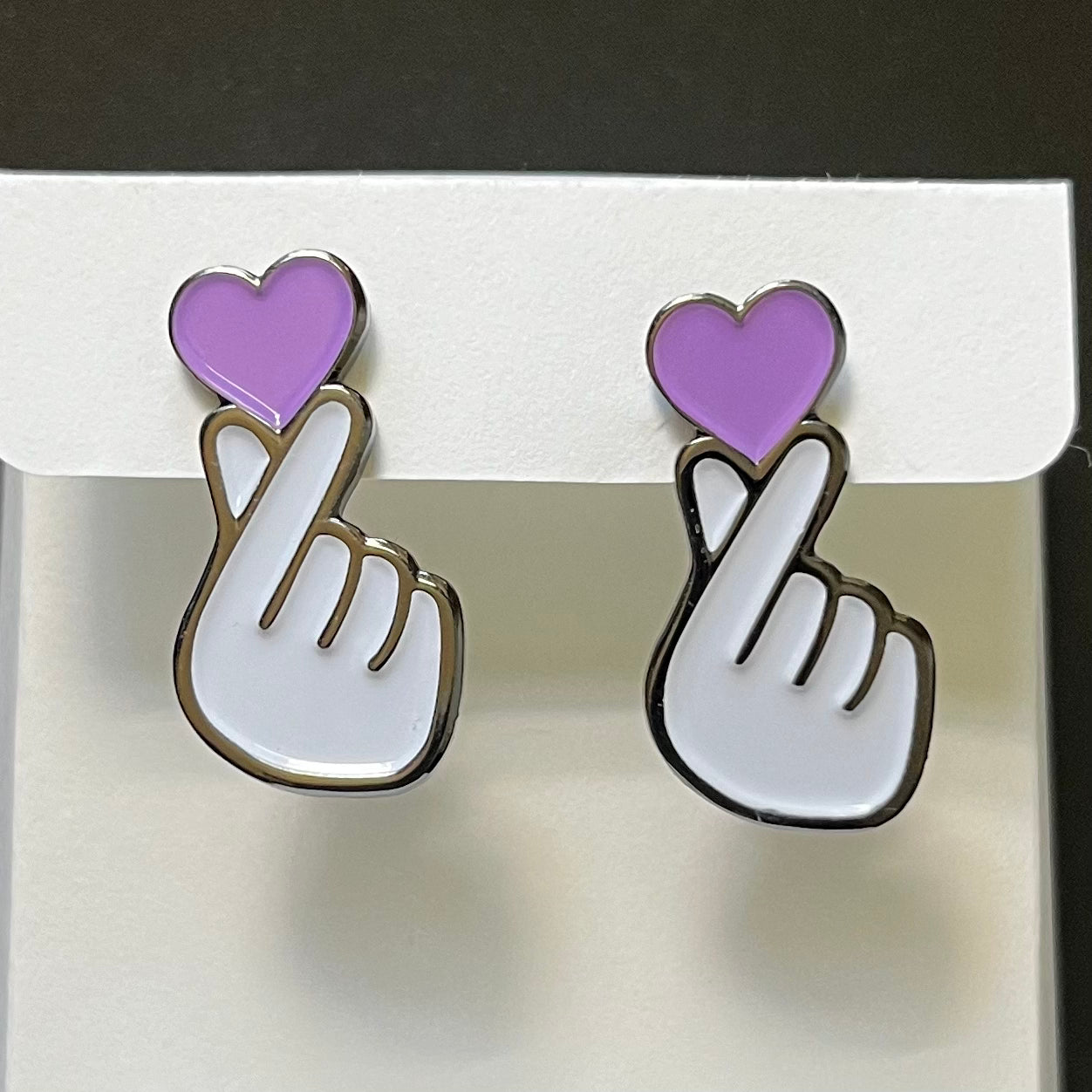 Korean Finger Heart Earrings